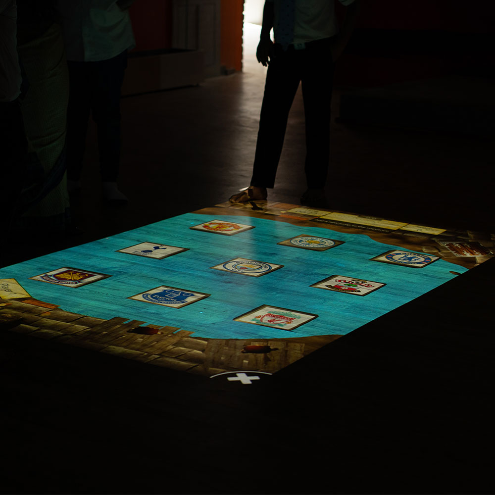 Technology Image Slide 3